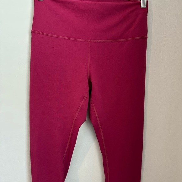 Lululemon Wunder Train High-Rise Tight 28" - Picture 5 of 10
